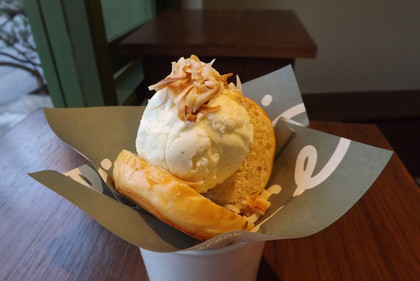 「Flour Flour ice」のアイスクリーム