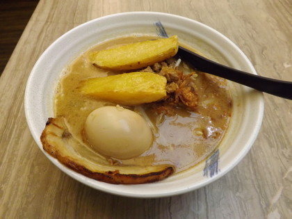 バンコクのみそやの北海道味噌ラーメン