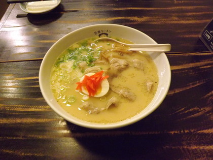 忍者ラーメンのとんこつラーメン