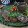 ラオスのルアンパバンの水牛ステーキ